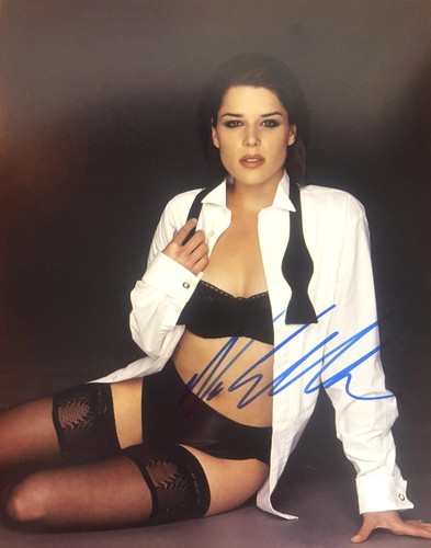 Neve campbell party five - neve,