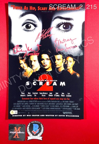 Scream cast signed - 2, 11x17