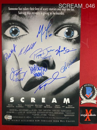Scream cast signed 11x17 photo